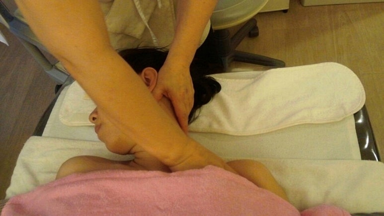 강서하얀피부 이미지