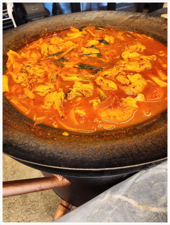 솥닭솥닭 이미지