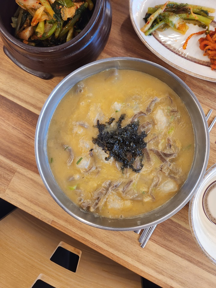 옹심이칼국수 이미지