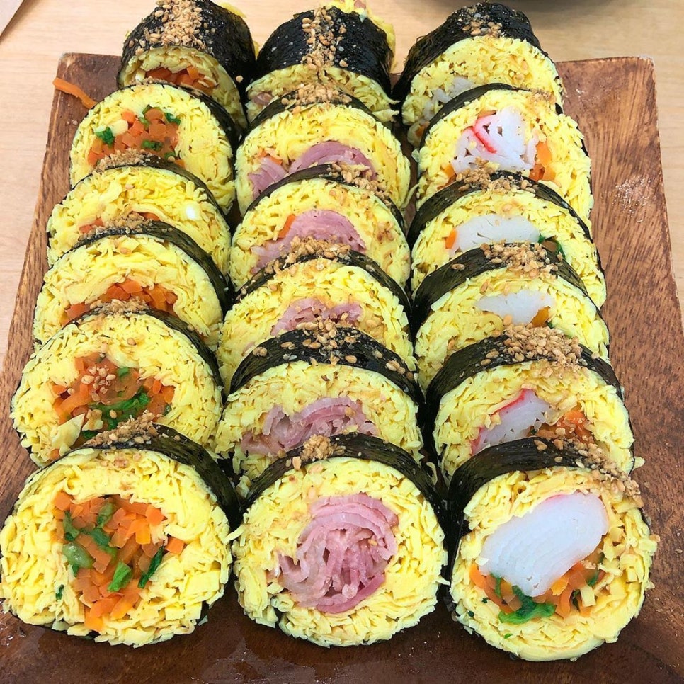 아름다운 김밥 이미지