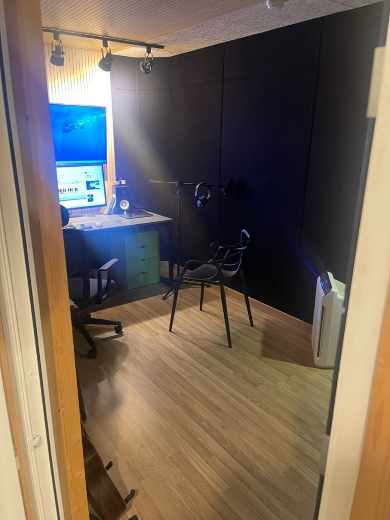studio208 이미지