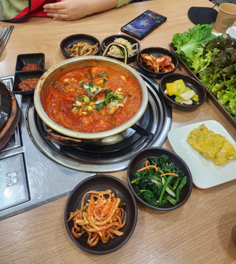 루디아쌈밥 이미지