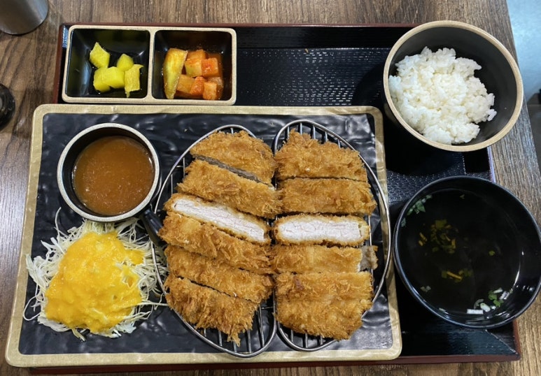 굿수제돈까스&냉모밀 이미지
