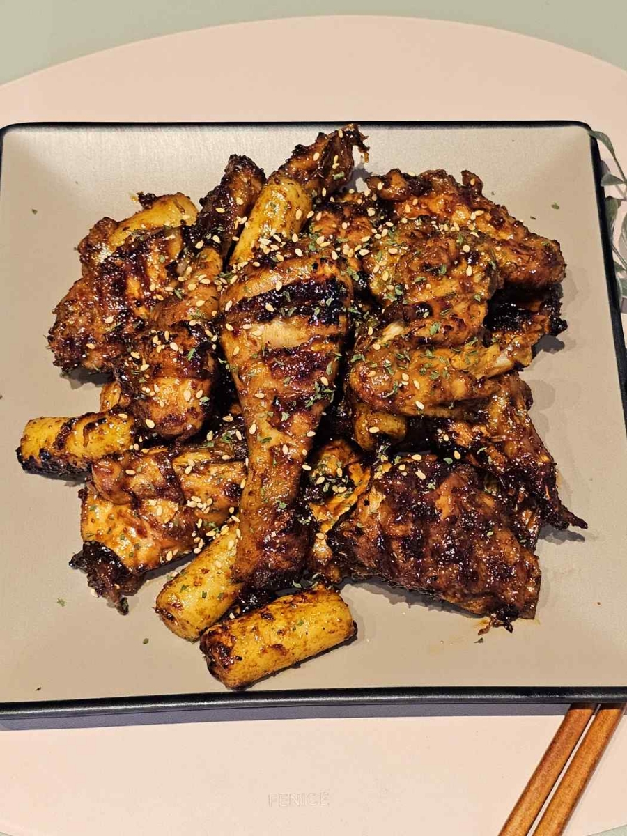 찐이야숯불두마리치킨 이미지