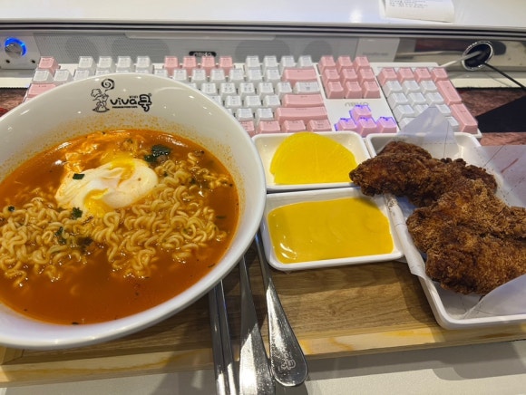 해피한PC방 이미지