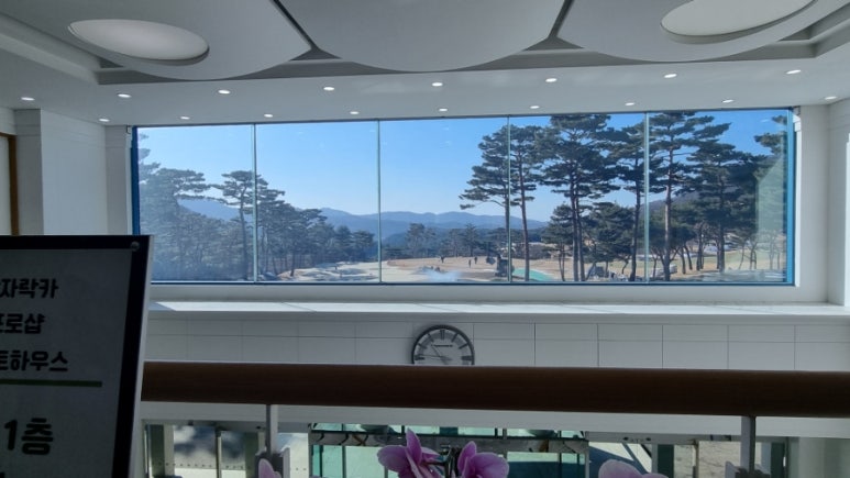 클럽하우스 대식당 이미지