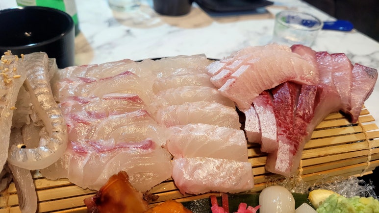 회뜨는친구 이미지