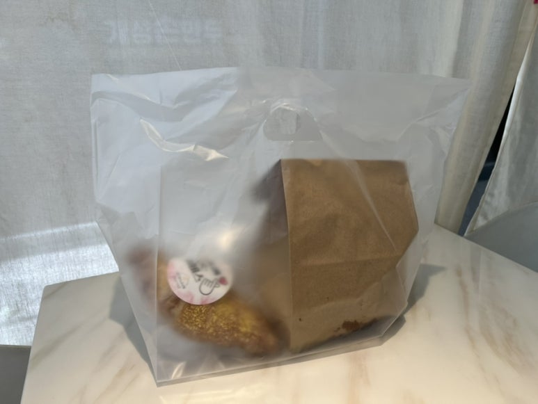 예니네베이커리카페 이미지