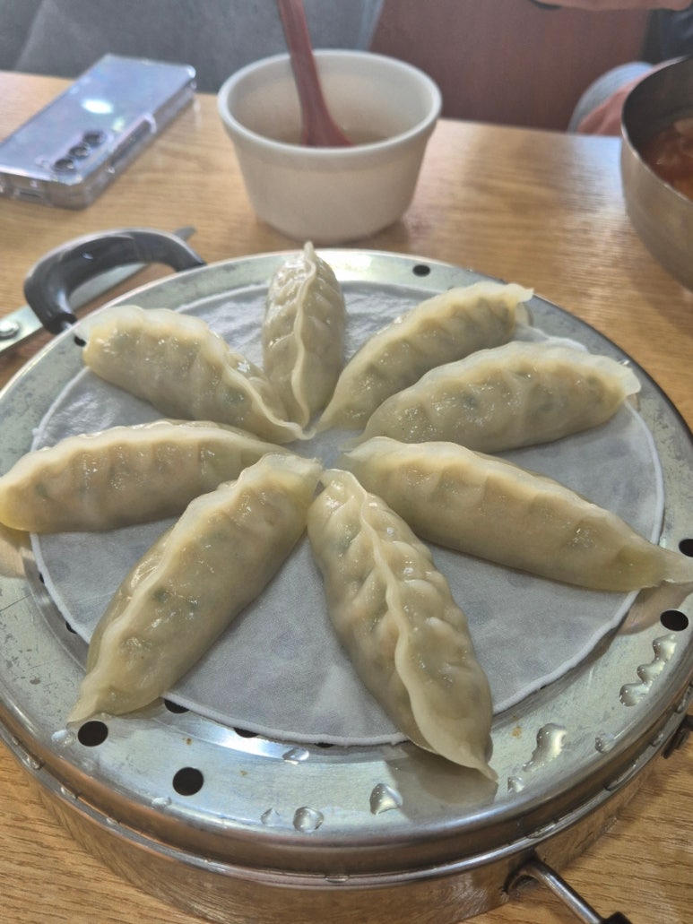 삼삼밀면 이미지