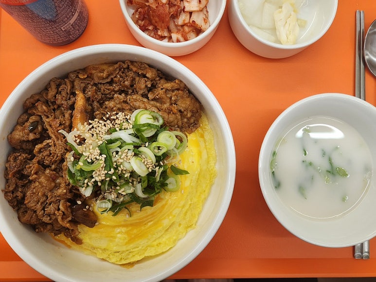 밥상 사진 2