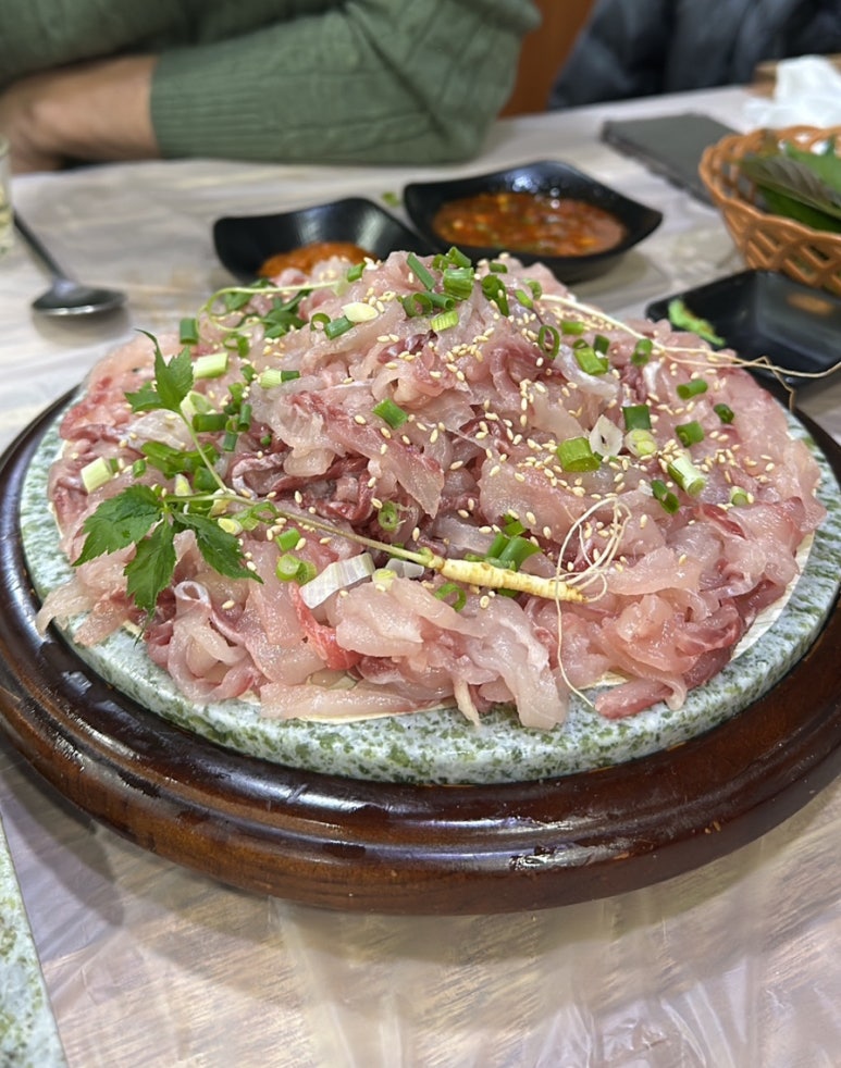 강촌횟집 이미지