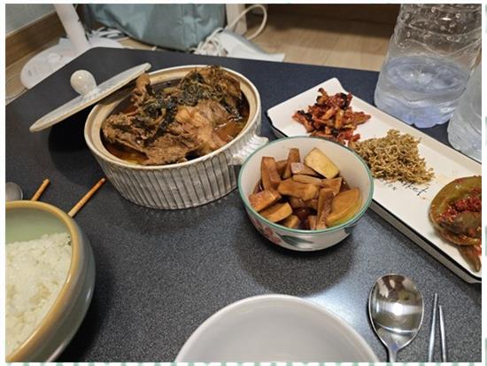 돌 정육점 이미지