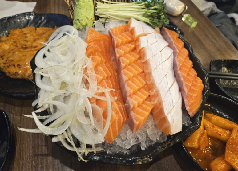 연어시장군자점 이미지