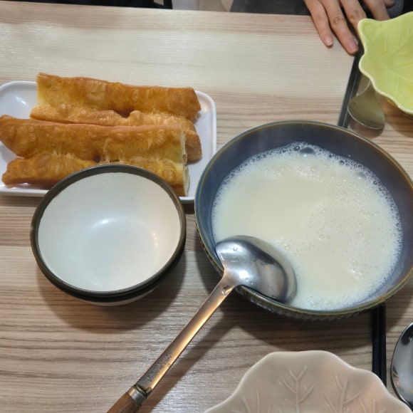 김사부브런치&지엔빙 이미지