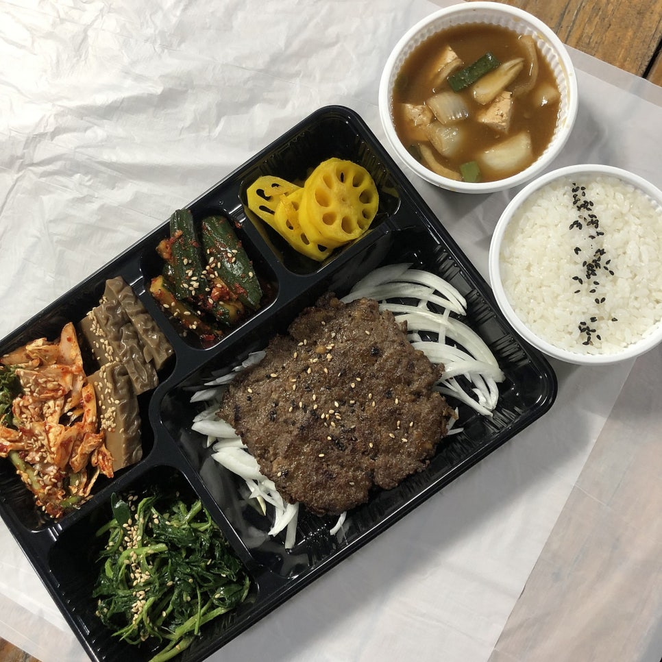 떡갈비칼국수 이미지
