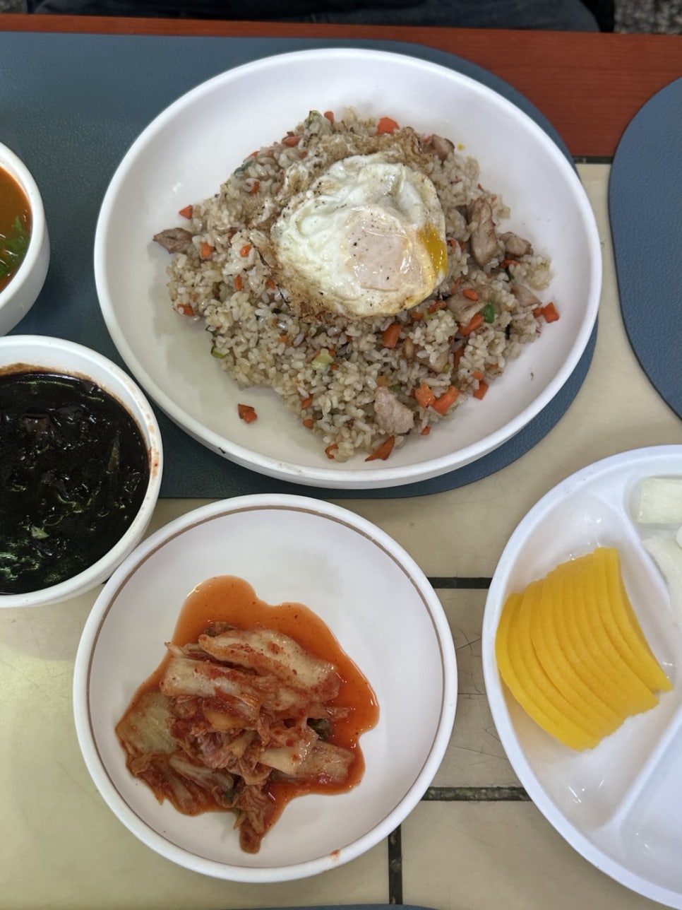용미관 이미지