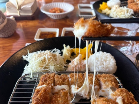 엘비스돈가스 이미지