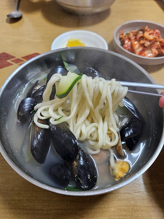 중앙해물칼국수 이미지
