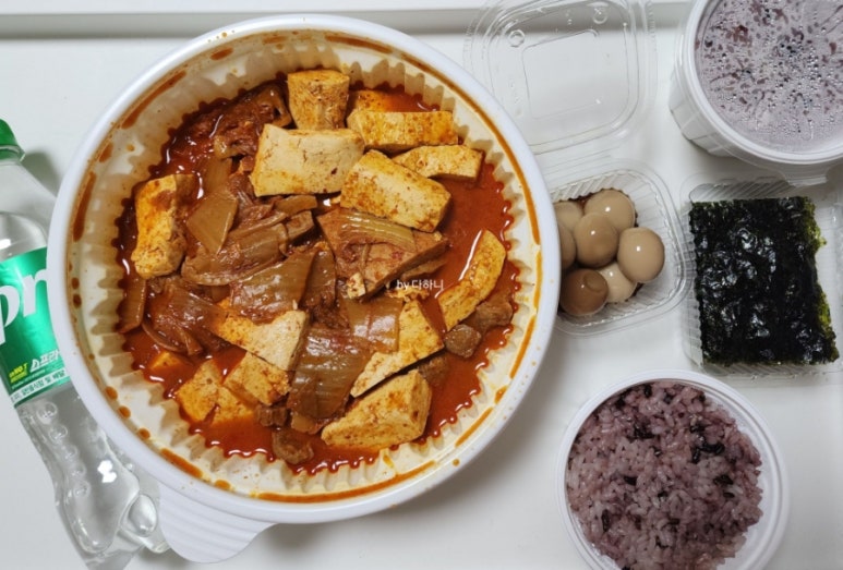 김치찜에 진심 이미지