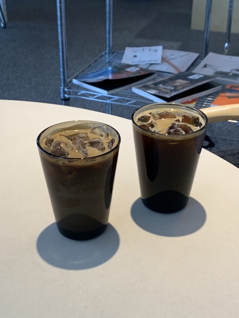 레귤러커피바 이미지