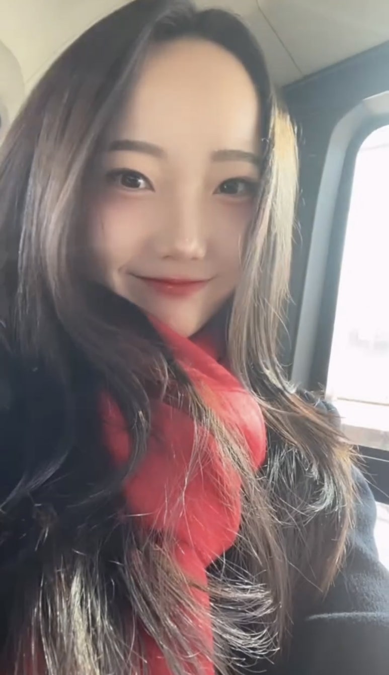 구뜨살롱 이미지