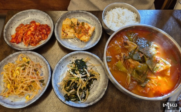 한우 싸다구 이미지