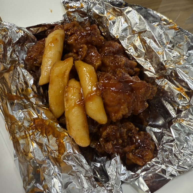 우리집강정치킨 이미지