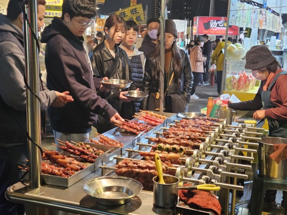 화위엔 이미지