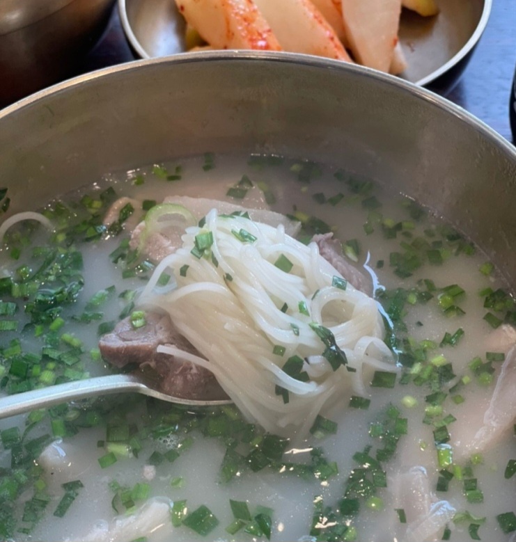 오늘은국밥 이미지
