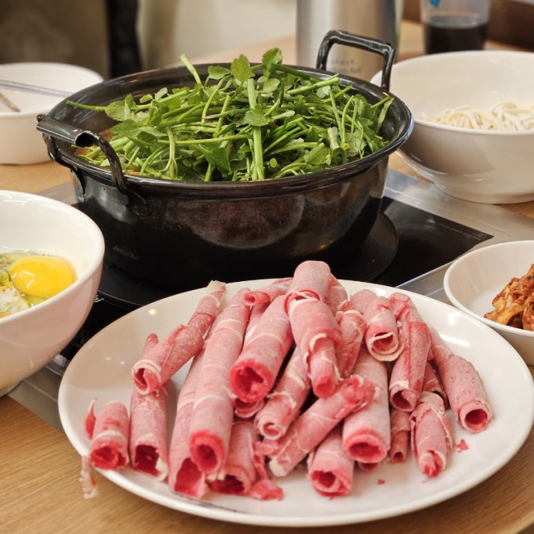 등촌샤브칼국수왕십리역점 이미지