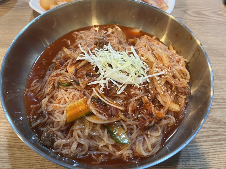 곱빼기육회 이미지