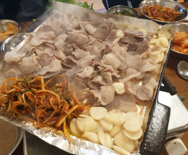 짜글이 식당 이미지