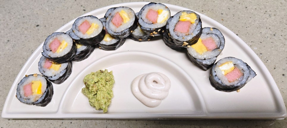 아씨꼬마김밥 이미지