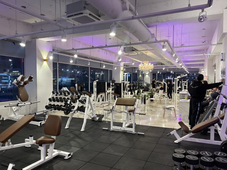 위너스휘트니스 이미지