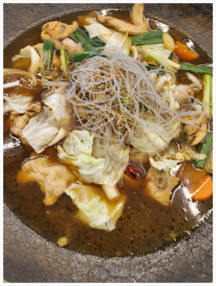 솥닭솥닭 이미지
