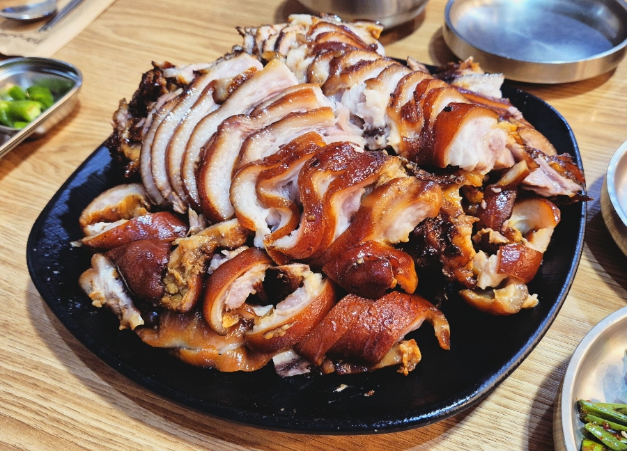 강인규수제족발 이미지