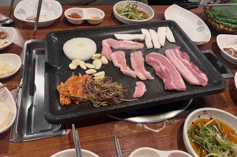 옛고향자연돌구이 이미지