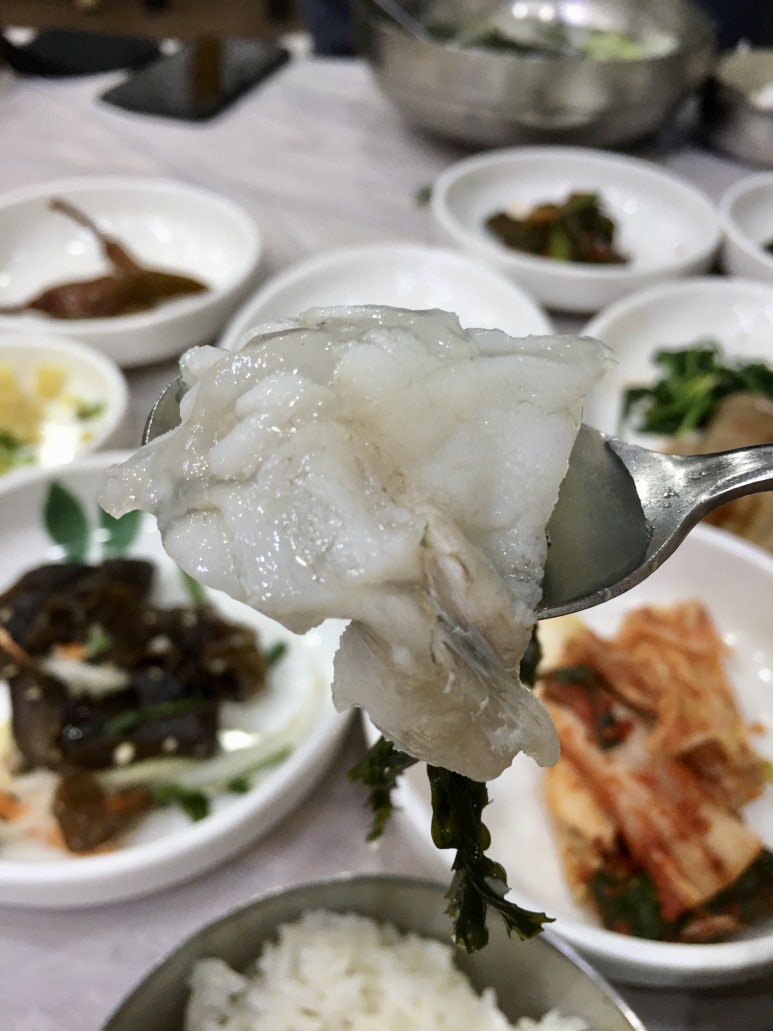한산도회식당 이미지