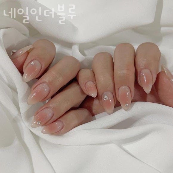 네일더블루 이미지