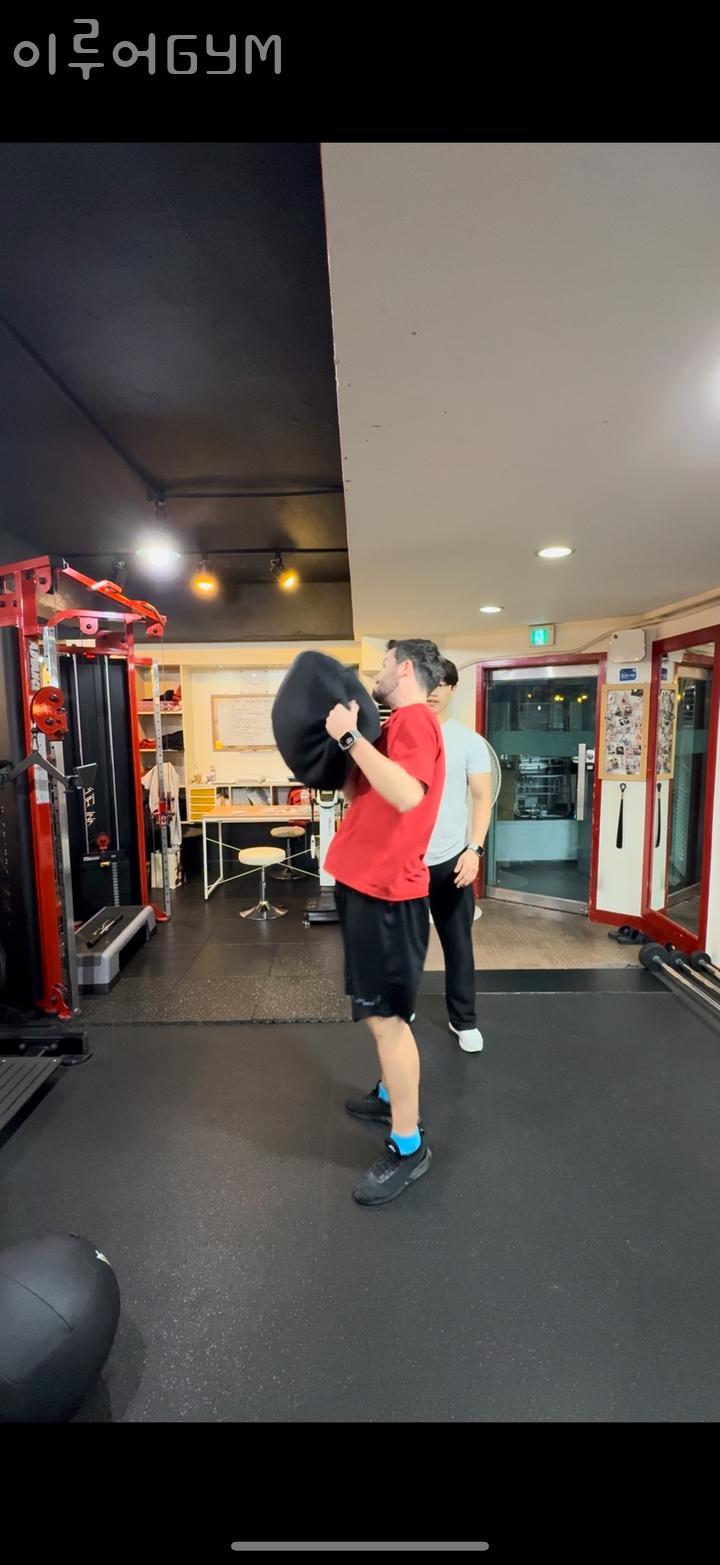 이루어GYM 이미지