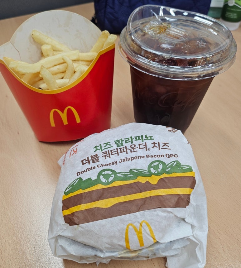 파운더커피 이미지
