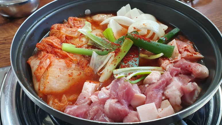 생고기두루치기 이미지