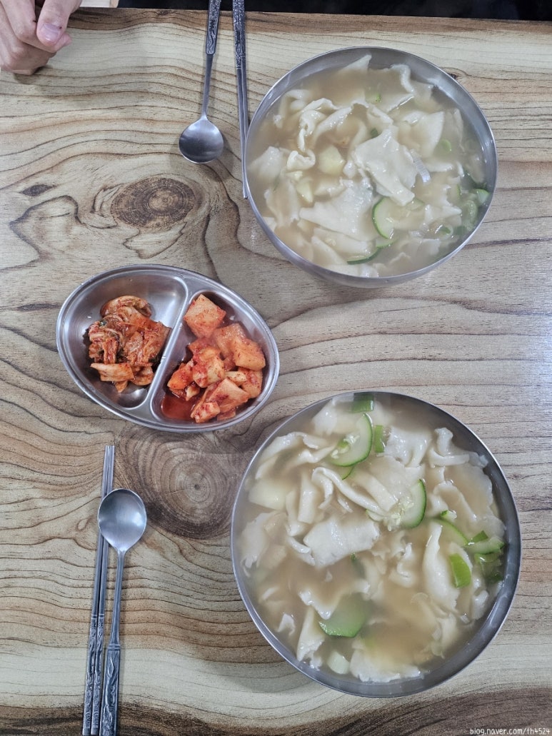 엄마손수제비 이미지