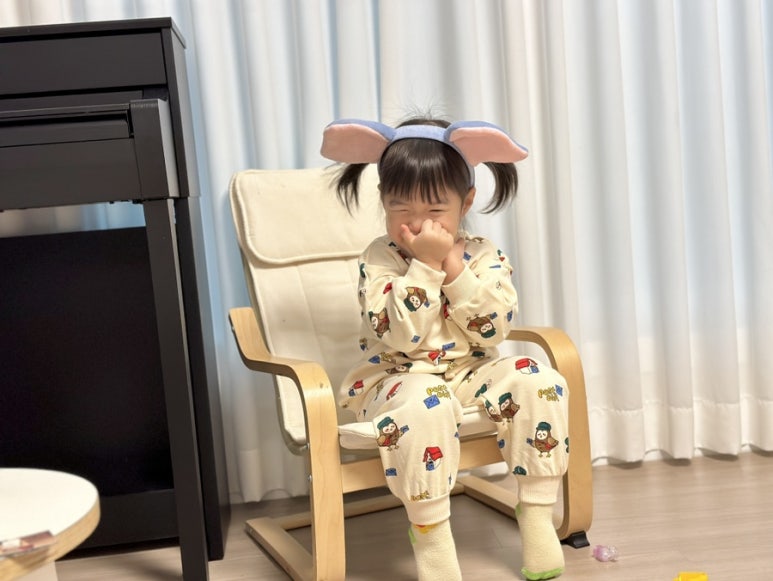 멜리니즈 이미지