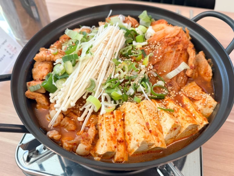고기듬뿍 김치찌개&김치찜 이미지