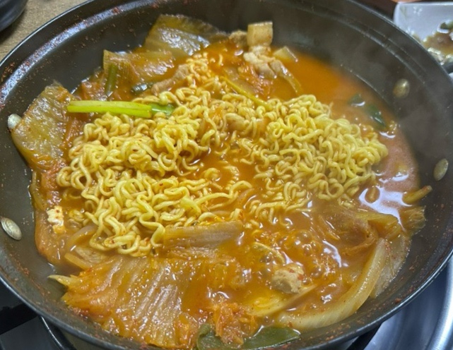 복돼지김치찌개 이미지