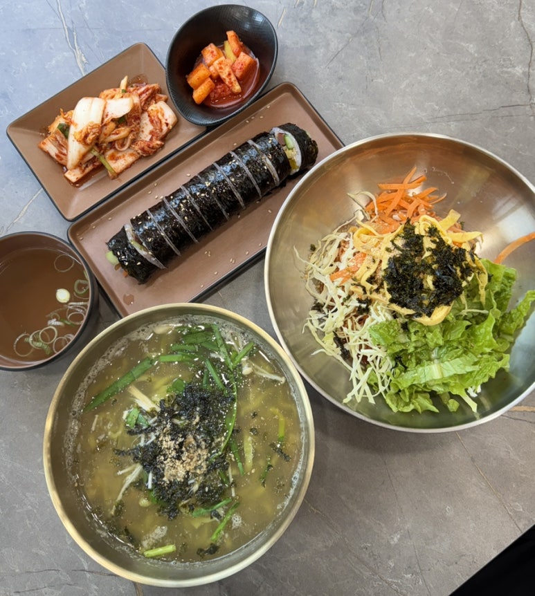 두리칼국수 이미지