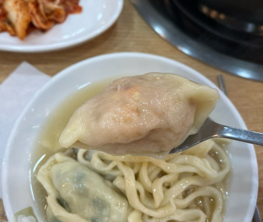 밀목손만두얼큰칼국수 이미지