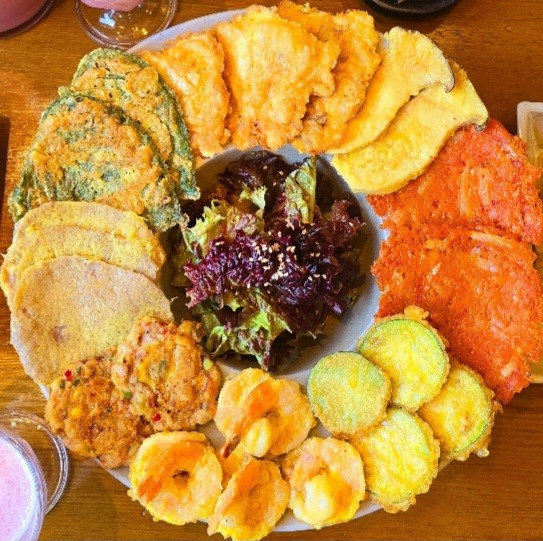 부엉이식당 본점 이미지