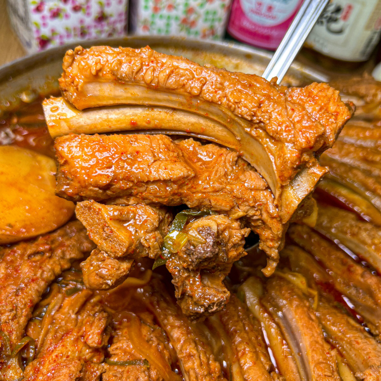 매운돼지등갈비찜 이미지